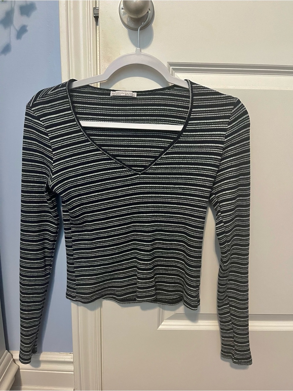 Striped V-Neck Long Sleeve Top - Blue. Black & White